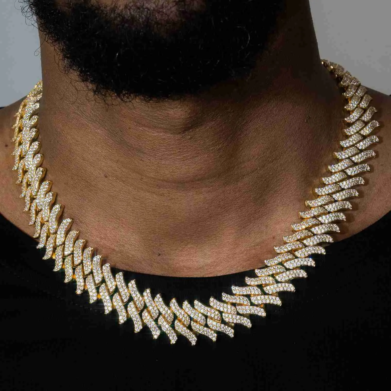 20mm Iced Out Laurel Necklace