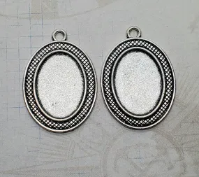 Antique Silver 25mm x 18mm Basket Weave Pendant Settings Bezels (2) - L1109