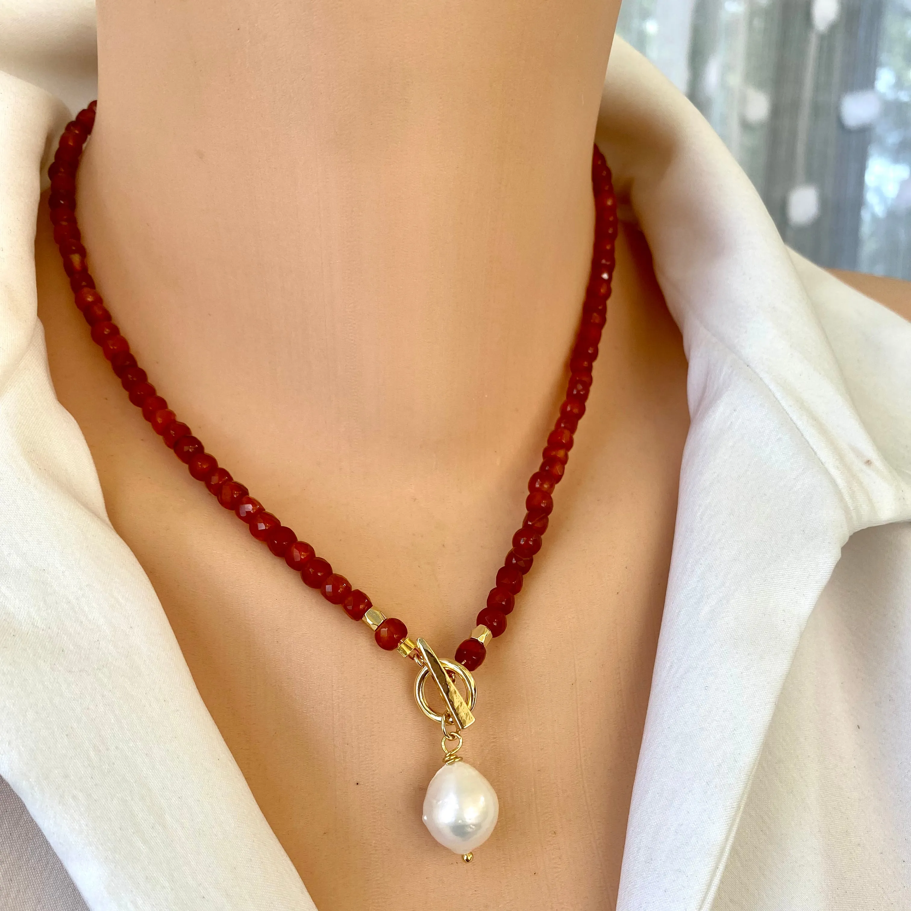 Carnelian Toggle Necklace with Baroque Pearl Pendant, Gold Plated, Gemstone Beaded Choker Necklace,17inch