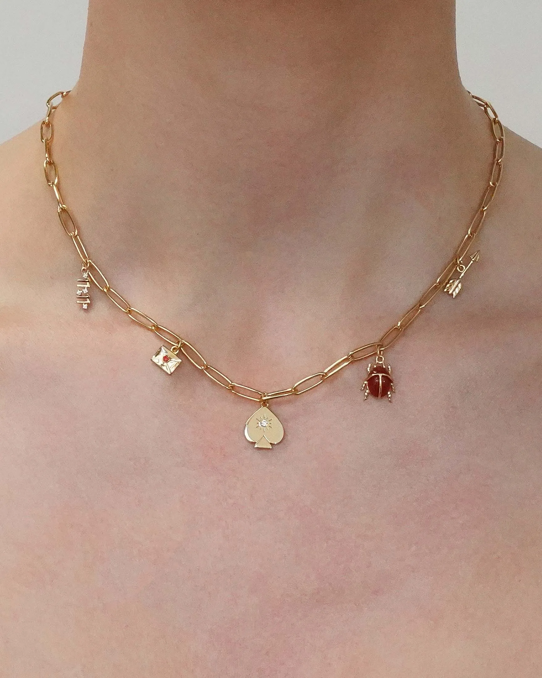 CHARM BAR Block Choker