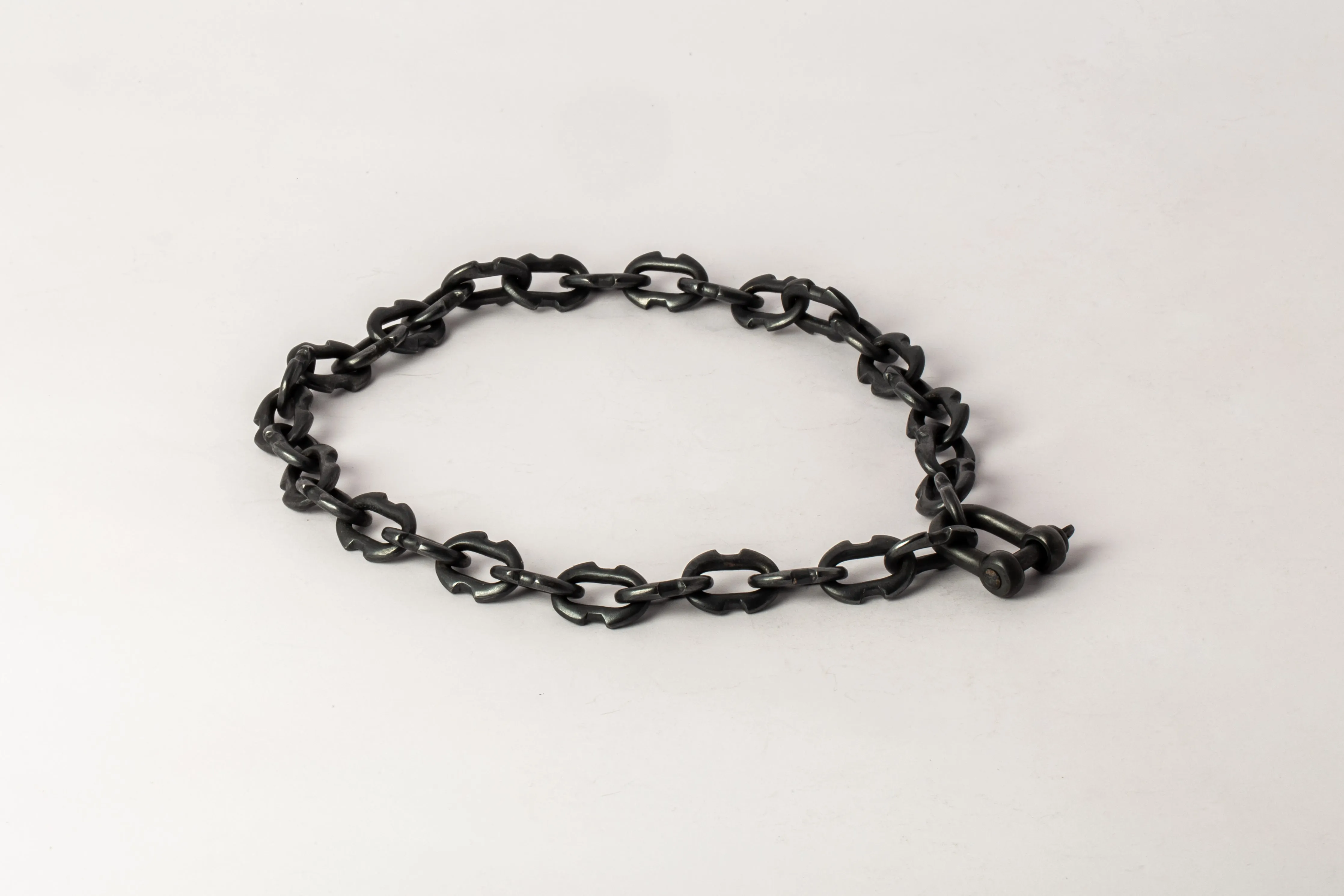 Charm Chain Choker (60cm, Extra Small Deco Links, KAS)