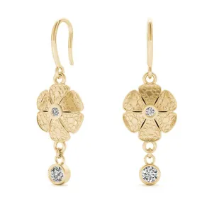 Collette Crackle Daisy Leverback Earrings