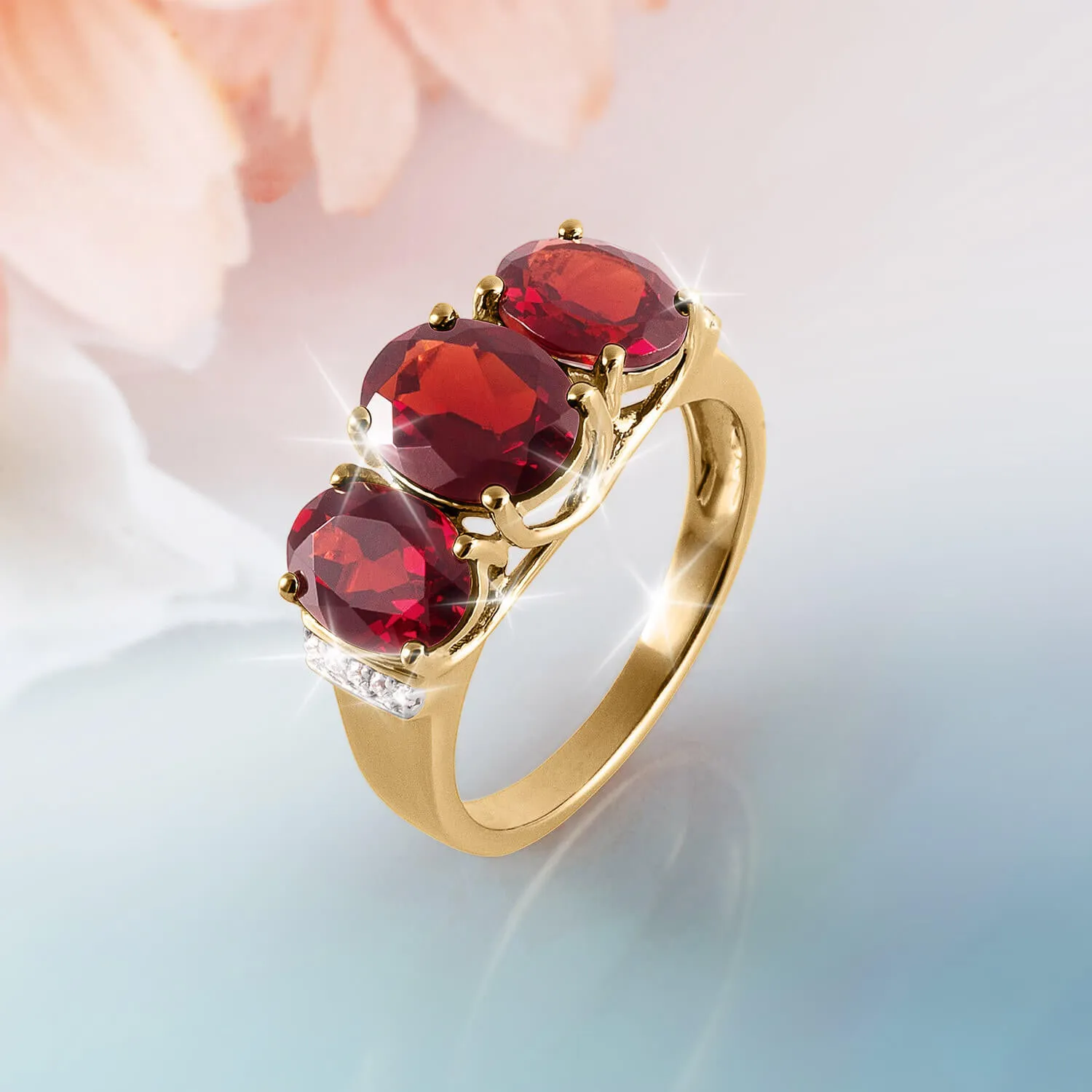 Eleganzia Garnet Ladies Ring