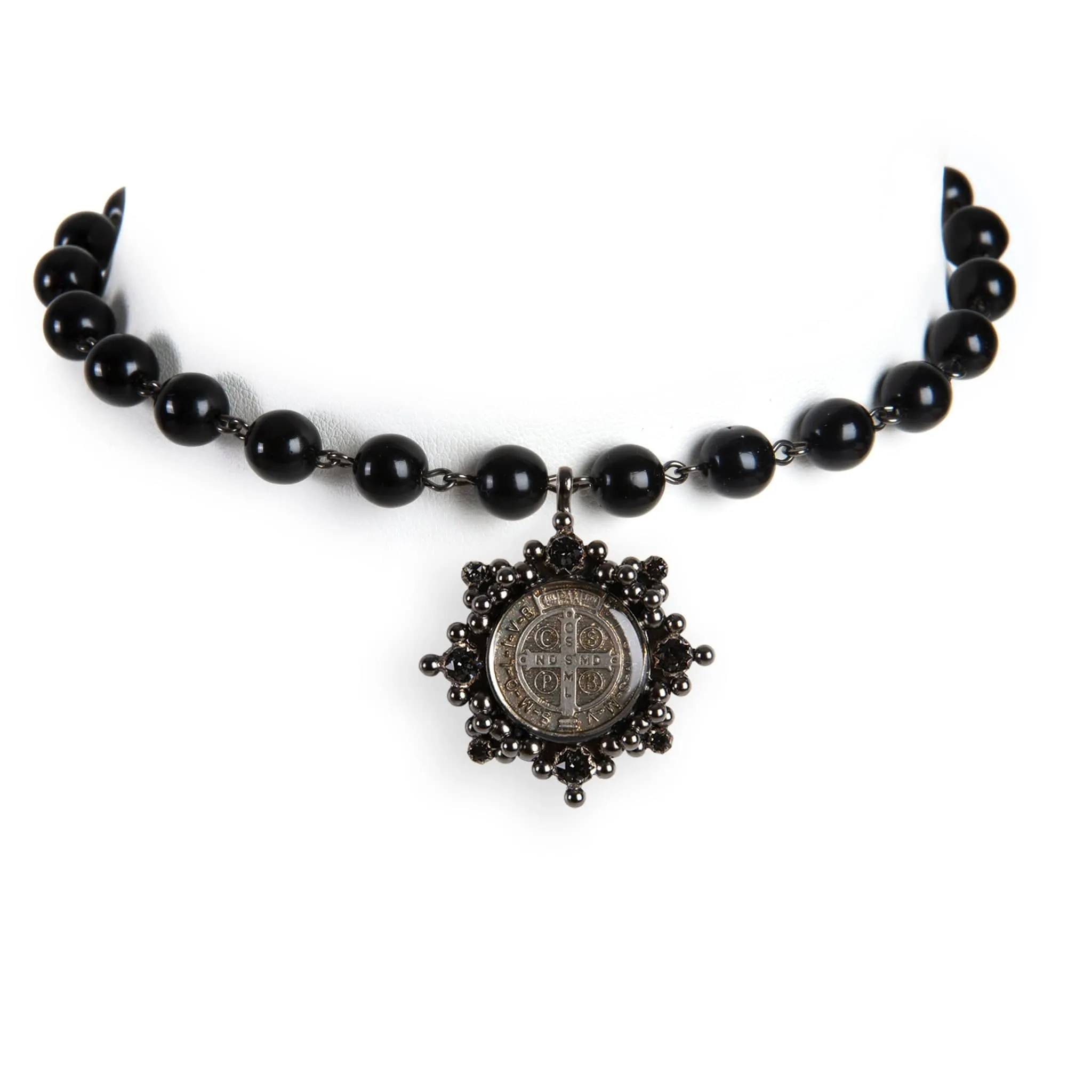 Iconic Pearl Choker Mystic Black Pearl with Luxury Medallions