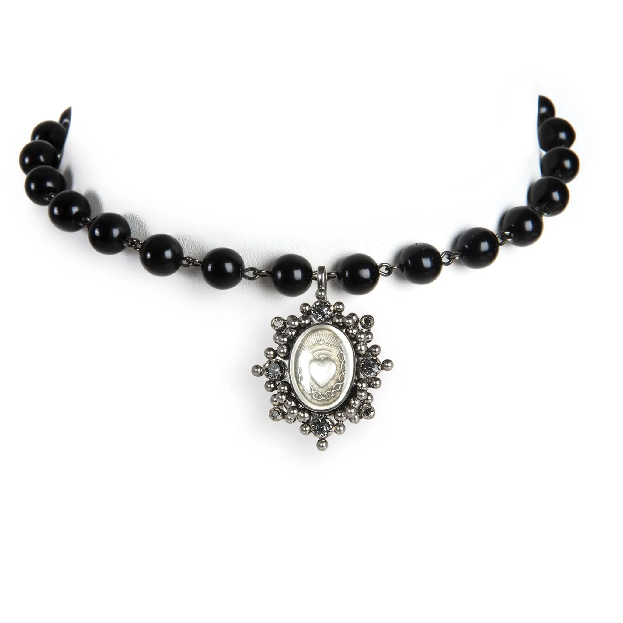 Iconic Pearl Choker Mystic Black Pearl with Luxury Medallions