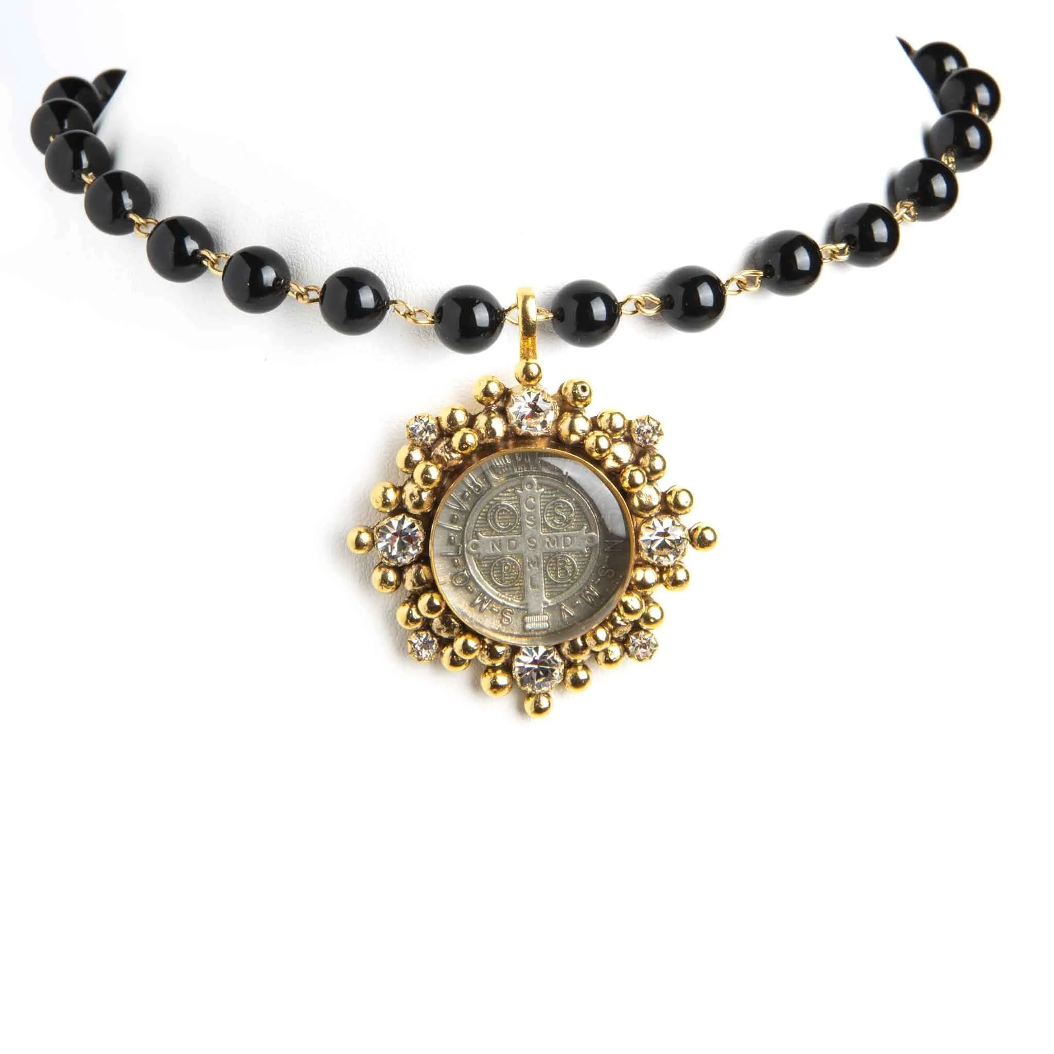 Iconic Pearl Choker Mystic Black Pearl with Luxury Medallions