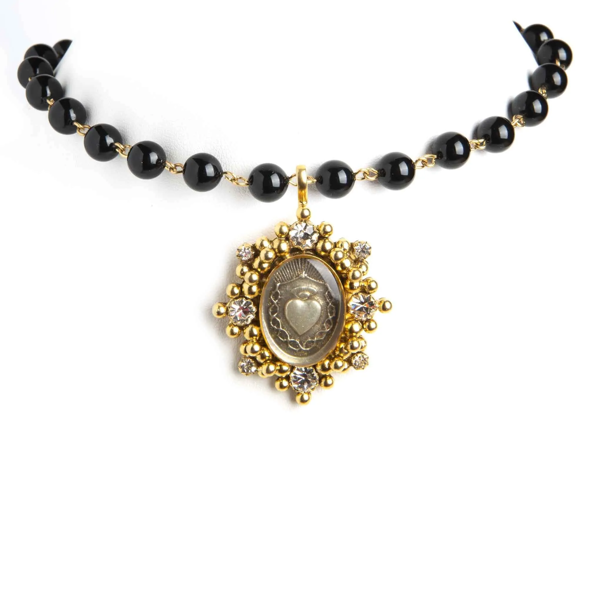 Iconic Pearl Choker Mystic Black Pearl with Luxury Medallions