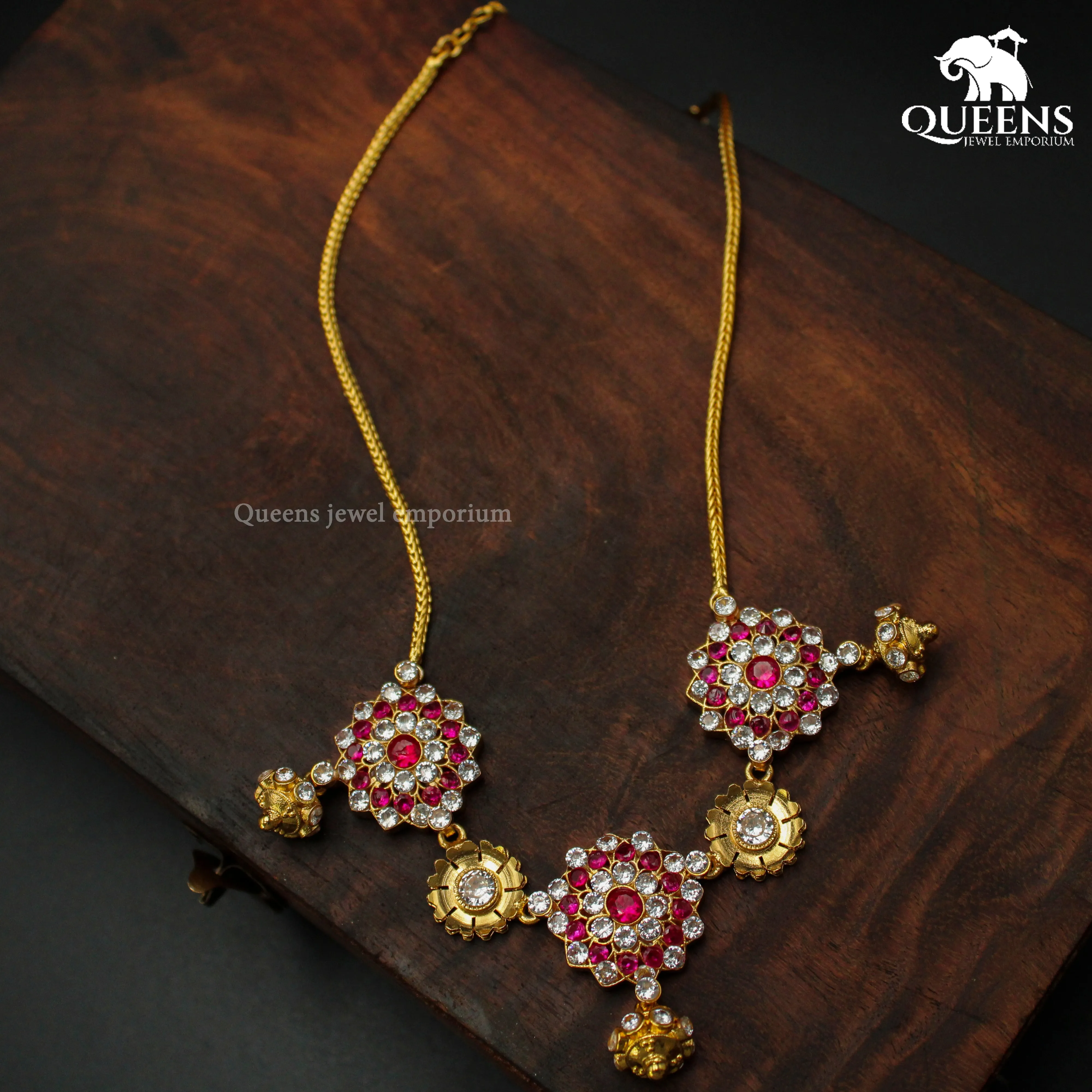 JAYANTHI NECKLACE