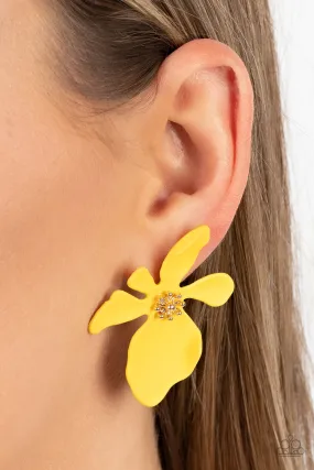 Paparazzi Hawaiian Heiress - Yellow Post Earrings