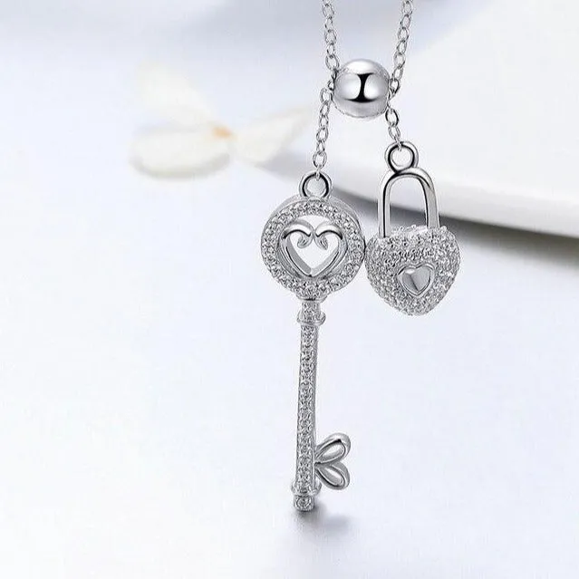 "The Key of Heart Lock" 925 Sterling Silver Fashion Pendant Necklace