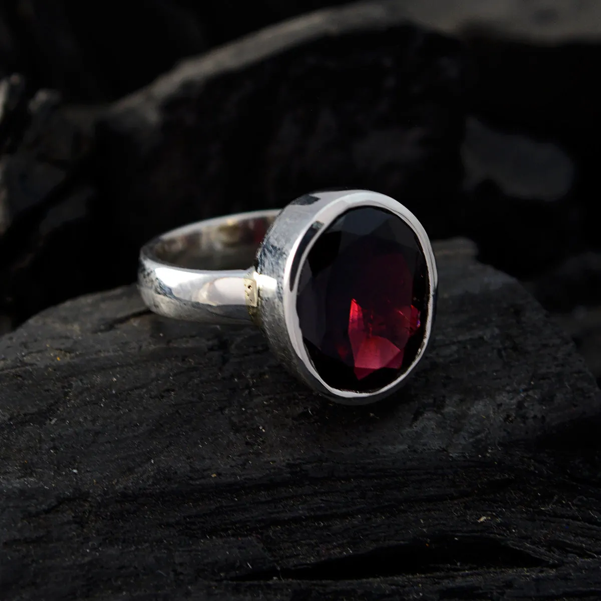 Riyo Delicate Stone Garnet 925 Sterling Silver Ring Best Jewelry